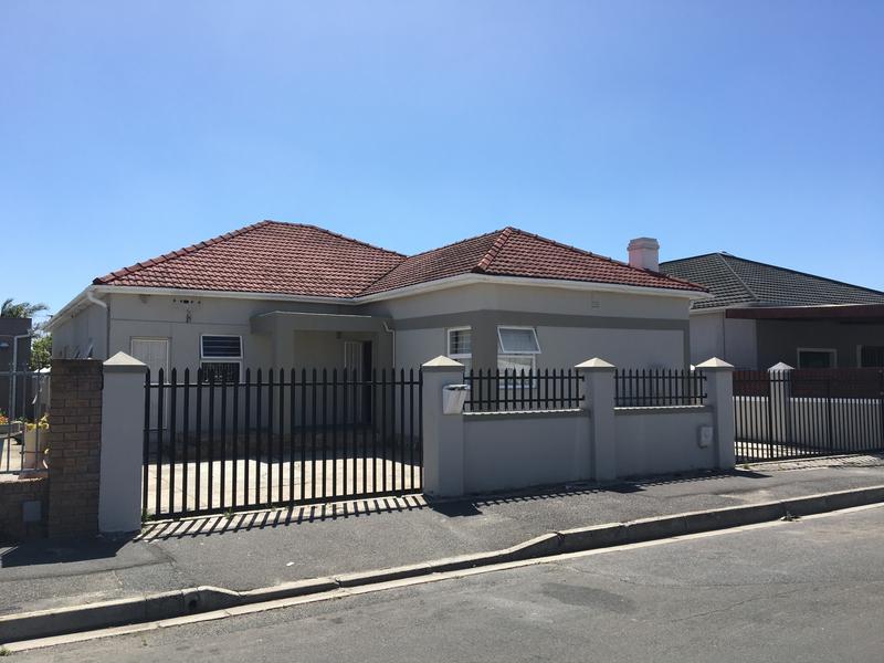 To Let 0 Bedroom Property for Rent in Goodwood Central Western Cape